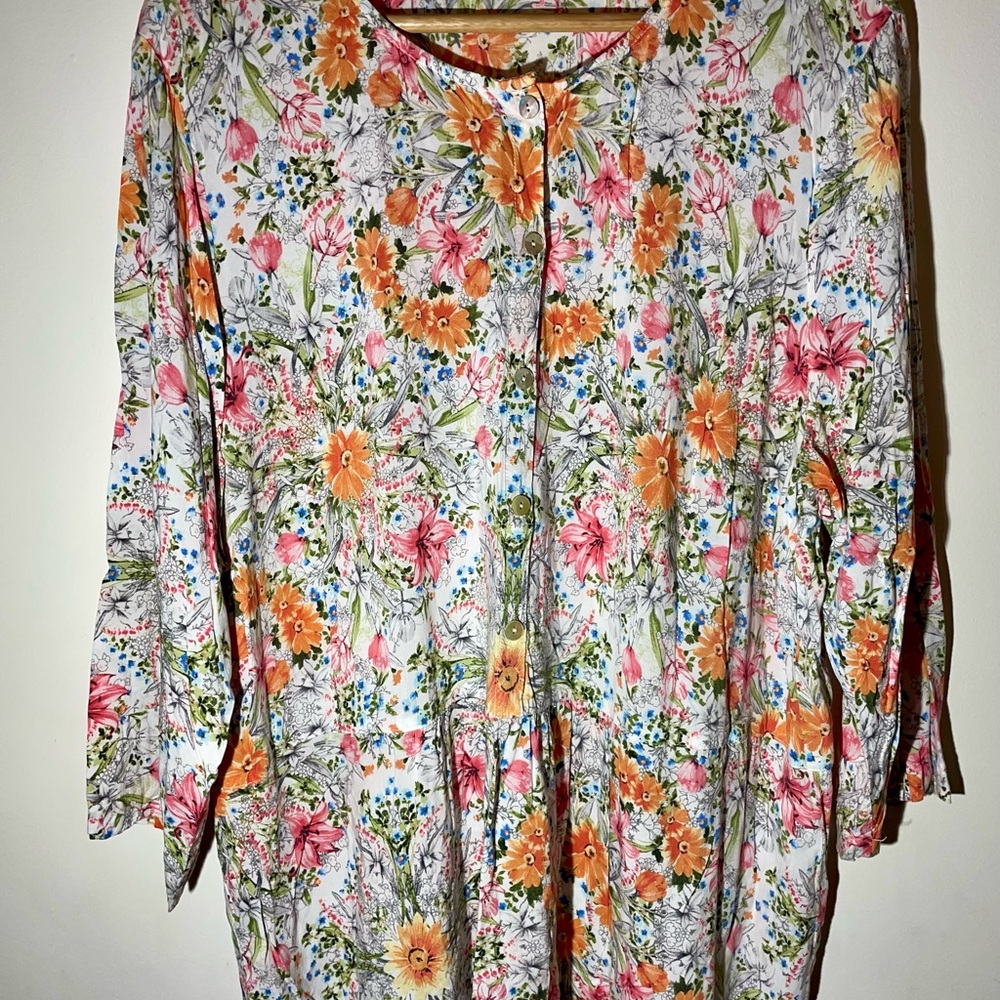 J Jill Floral Rayon Scoop Neck Button Up Tiered Boho Prairie Tunic Top Size XL